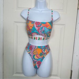 NWT Cupshe Reversible Bikini Scoop Neck, Spaghetti‎ Straps Size Large